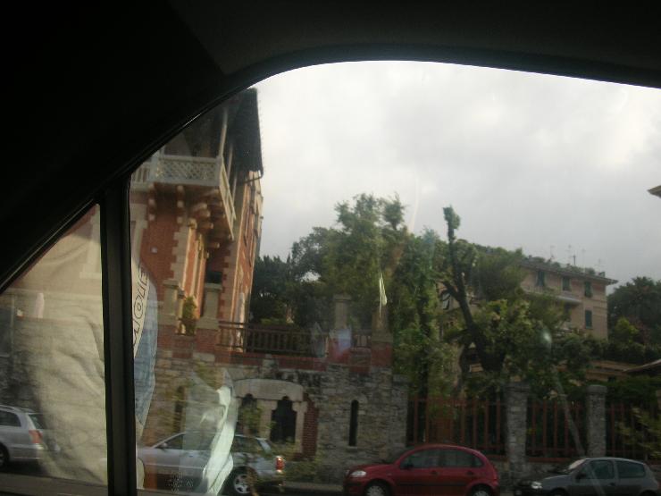 Click for original image 806k 2592x1944