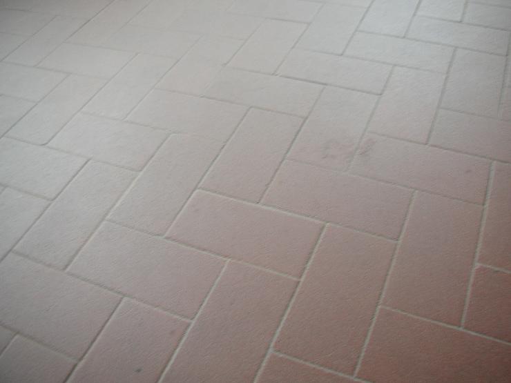 Click for original image 905k 2592x1944