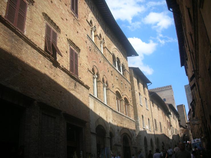 Click for original image 785k 2592x1944