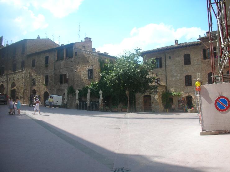 Click for original image 873k 2592x1944