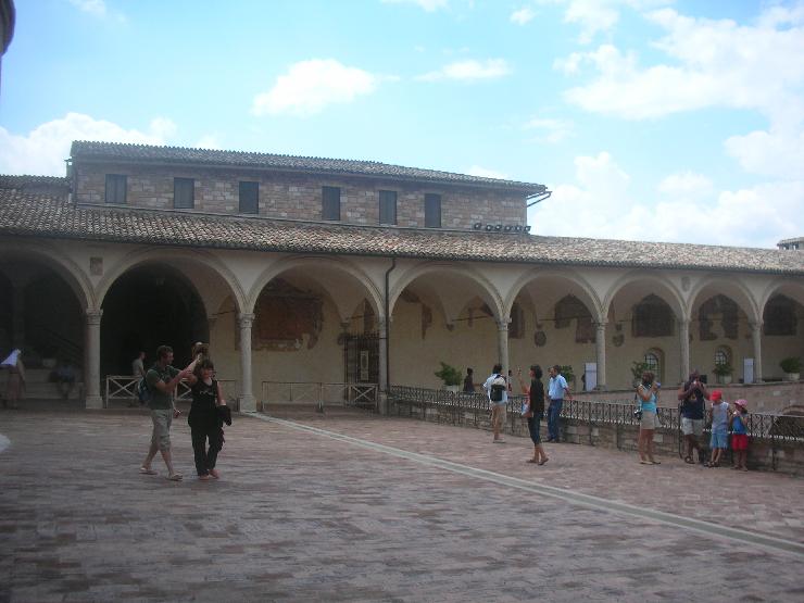 Click for original image 885k 2592x1944