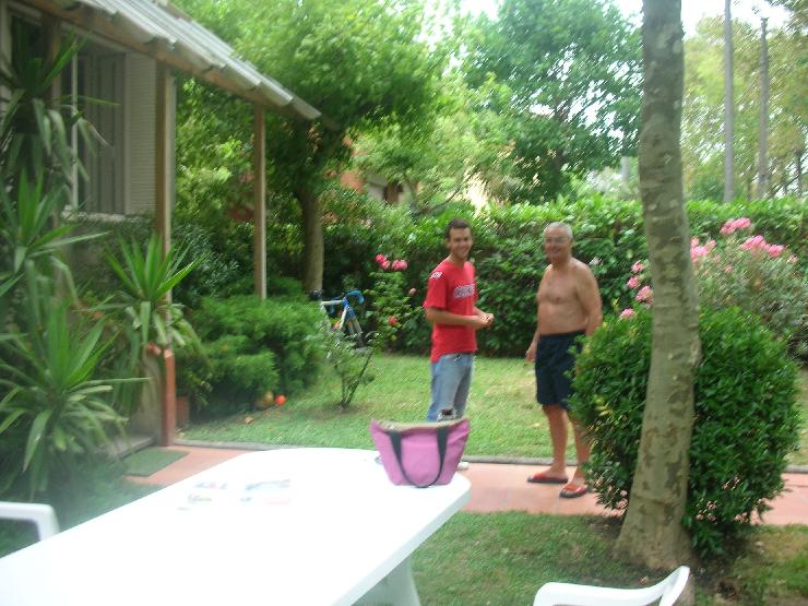 Click for original image 836k 2592x1944