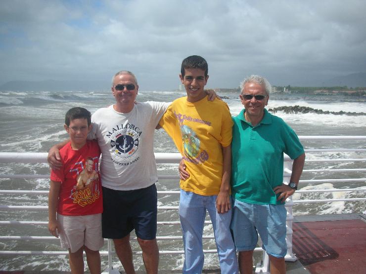 Click for original image 985k 2592x1944