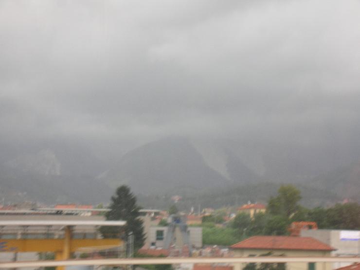 Click for original image 834k 2592x1944