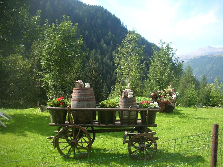 Click for original image 877k 2592x1944