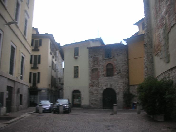 Click for original image 812k 2592x1944